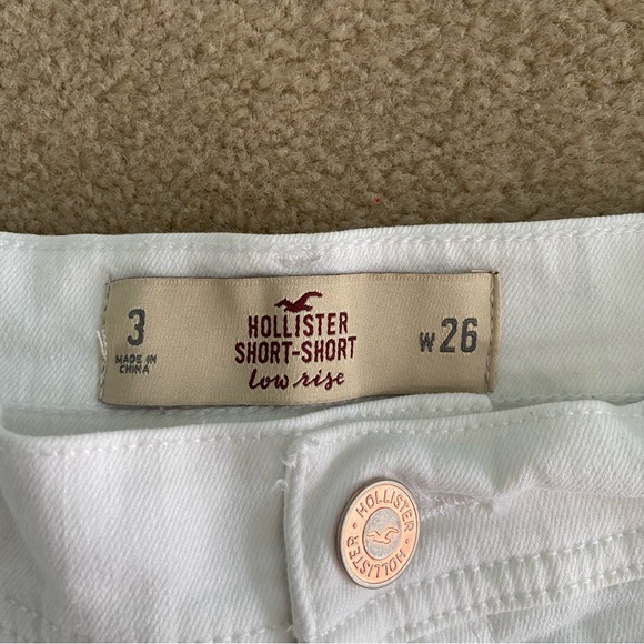 Hollister White Distressed Shorts - Picture 2 of 9